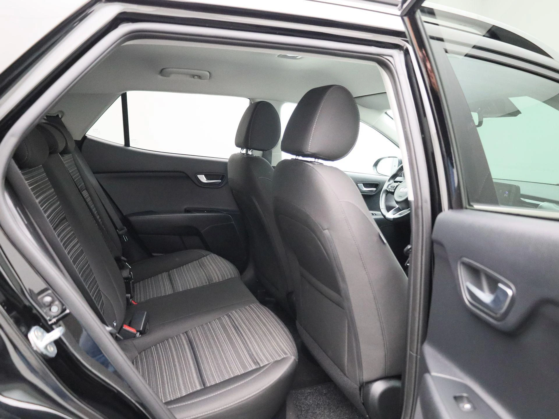 Kia-Stonic-image-34