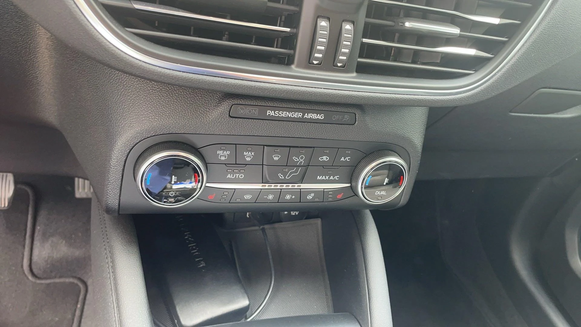 Ford-Kuga-image-8