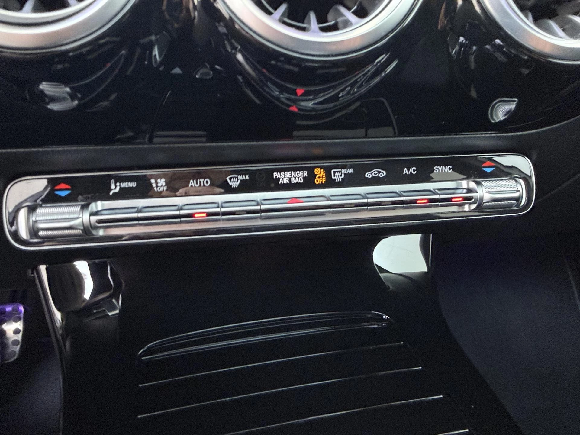 Mercedes-Benz-A-Klasse-image-19
