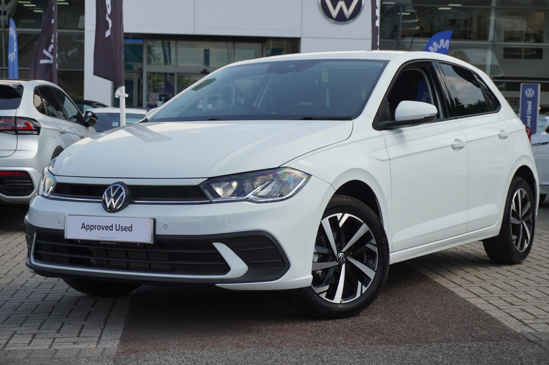 Volkswagen-Polo-image-36