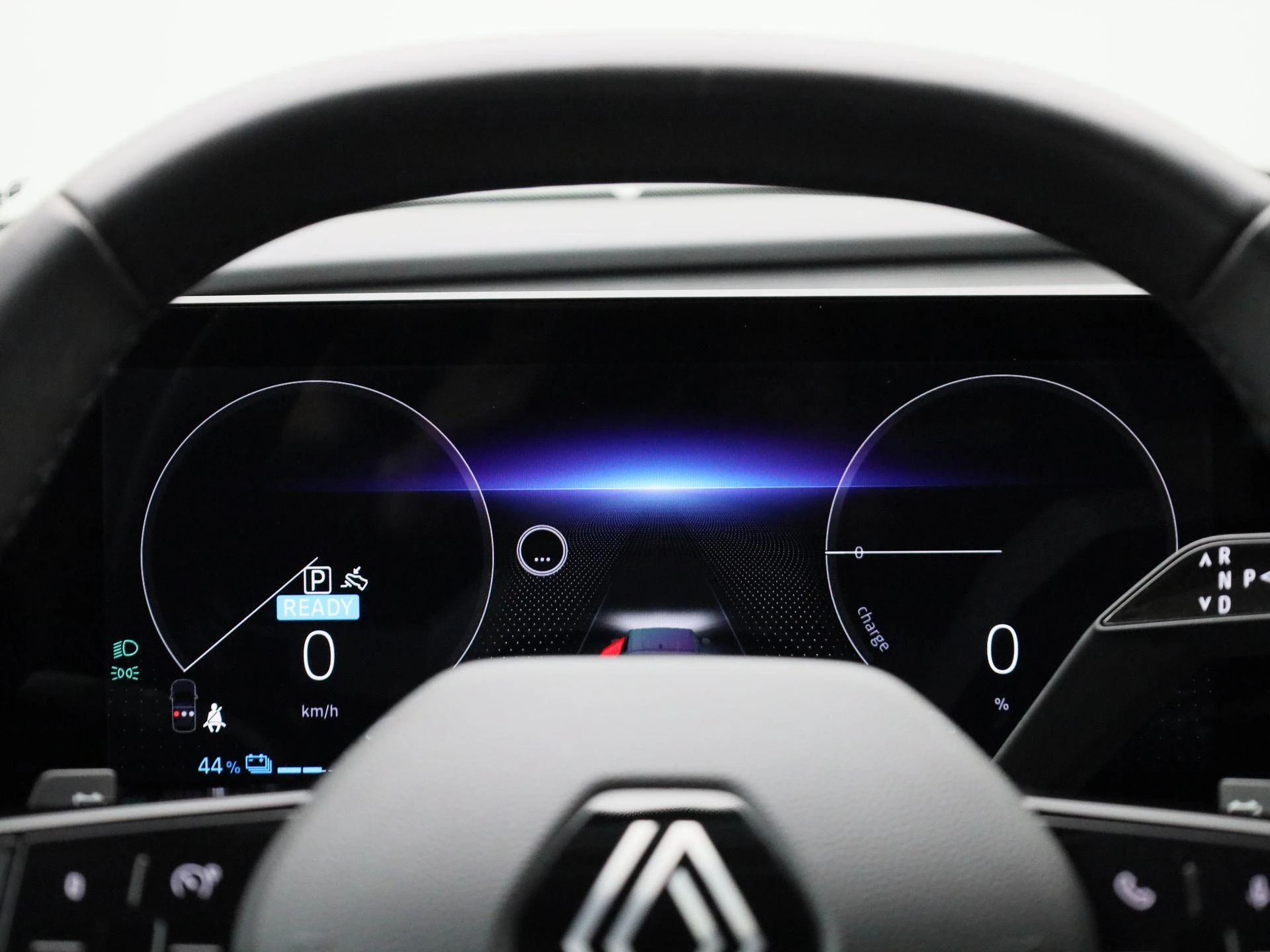 Renault-Megane E-Tech-image-7