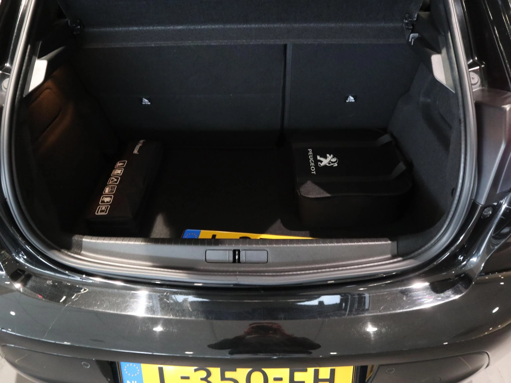 Peugeot e-208 EV Allure Pack 50 kWh