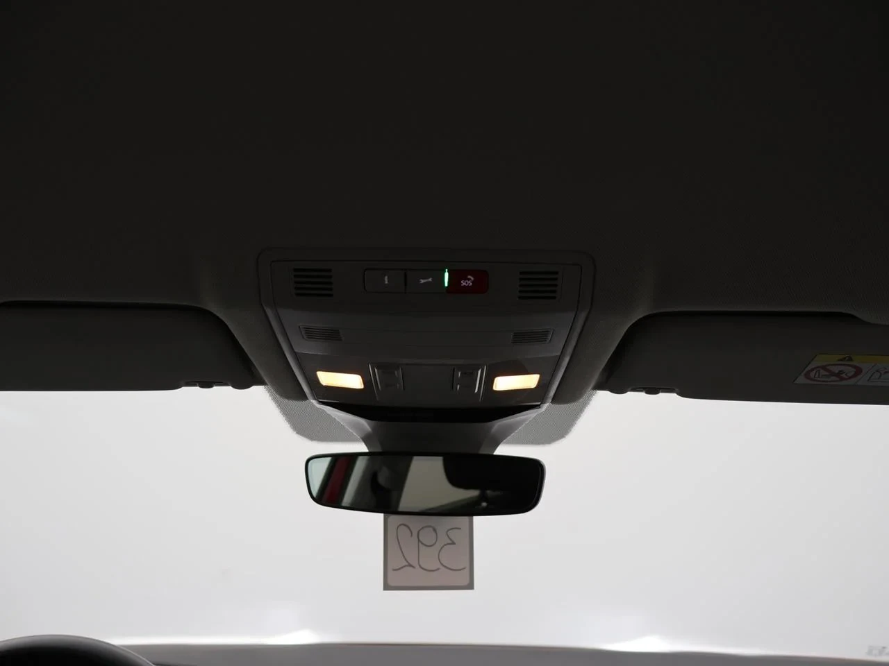 Volkswagen-T-Roc-image-24