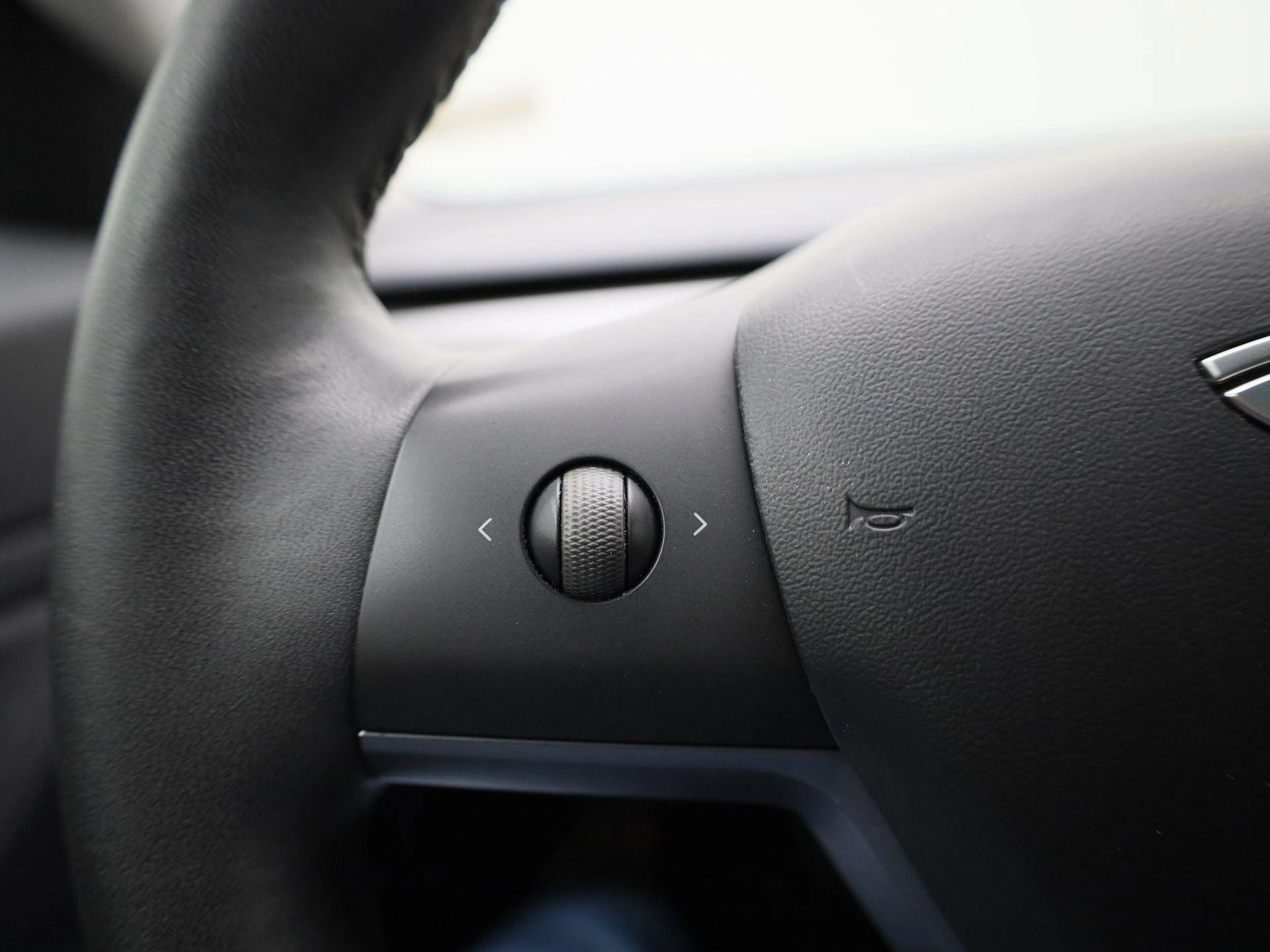 Tesla-Model 3-image-20