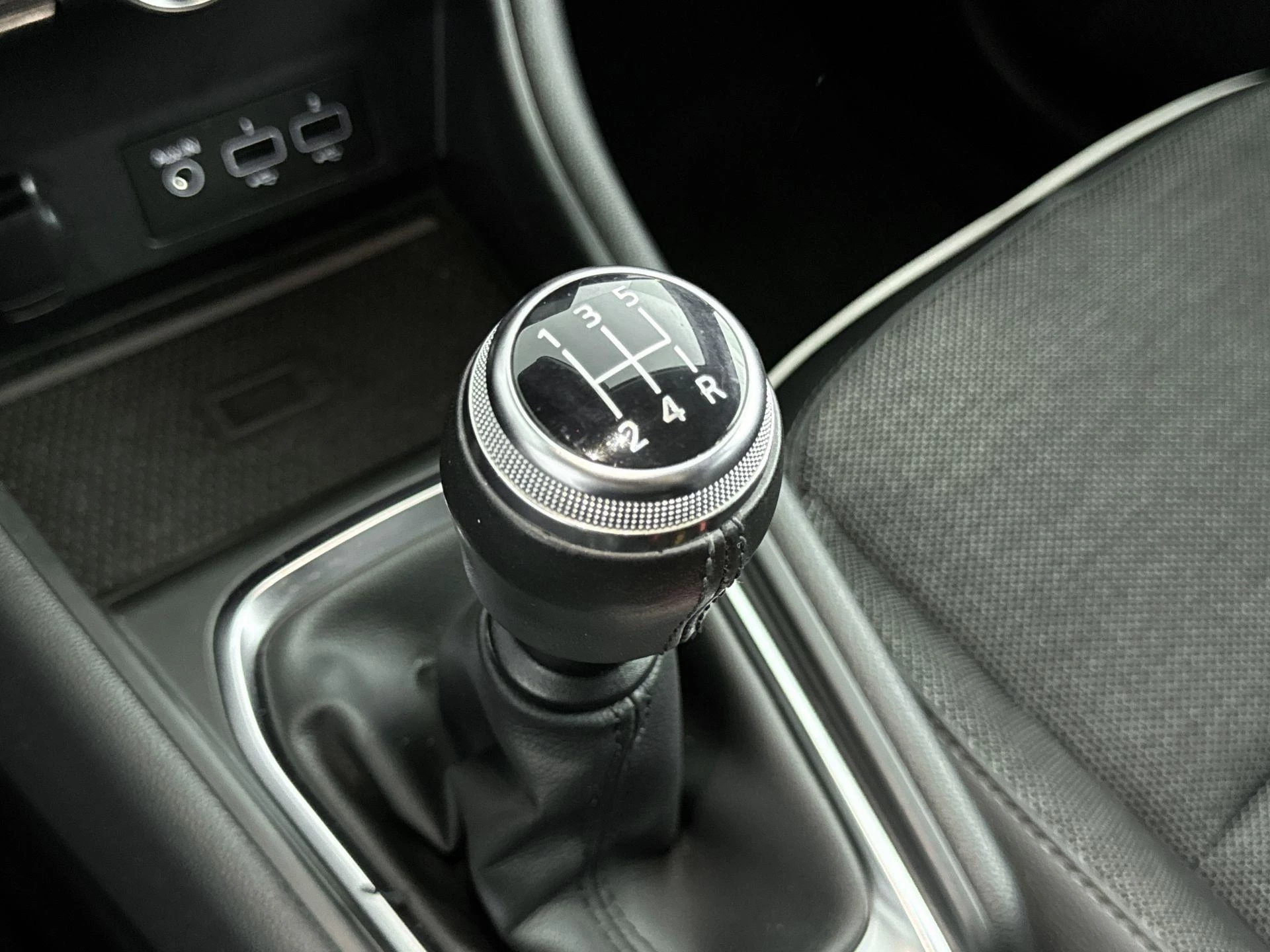 Renault-Captur-image-9