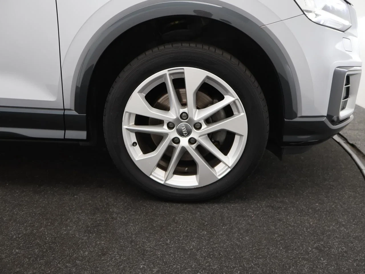 Audi Q2 Audi Q2 1.4TFSI 150PK *AUTOMAAT*LEDER*PANODAK*PDC*NAVI*ACC*ZETELVERWARMING*...*