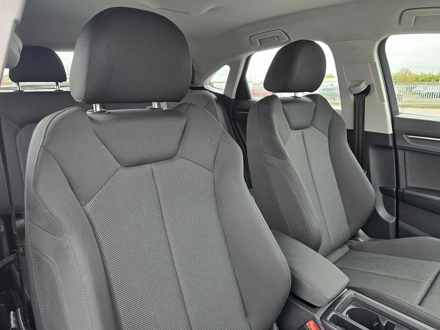 Audi-Q3-image-14