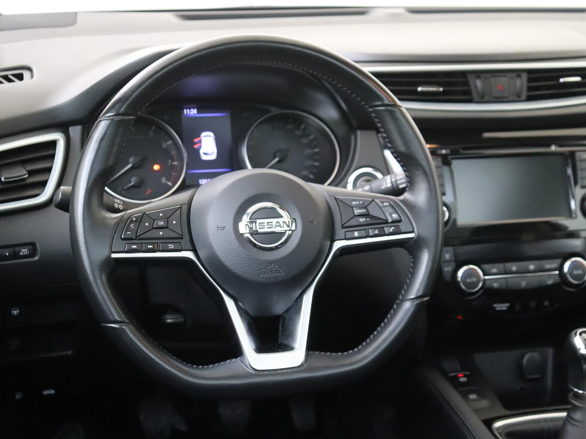 Nissan-QASHQAI-image-9