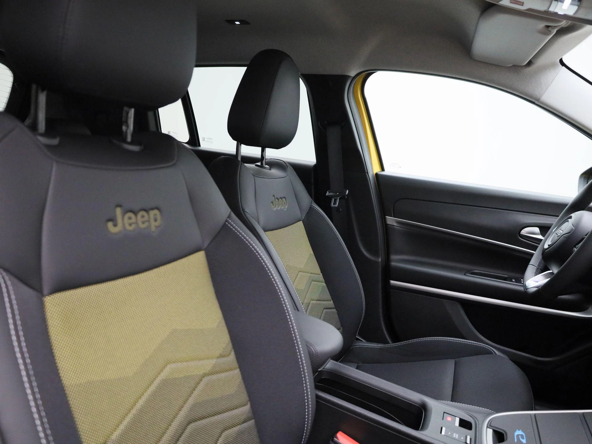 Jeep-Avenger-image-33