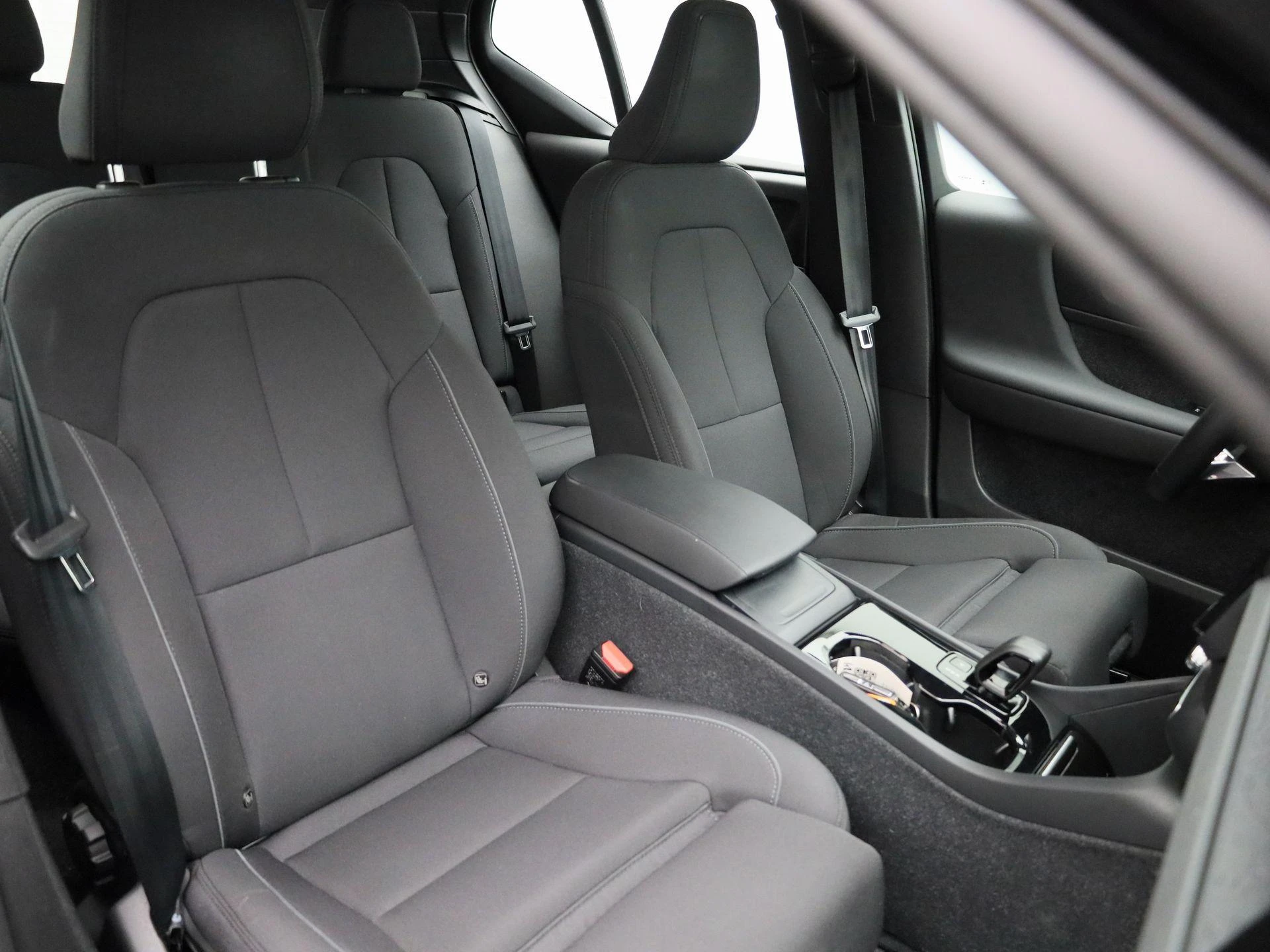 Volvo-XC40-image-36