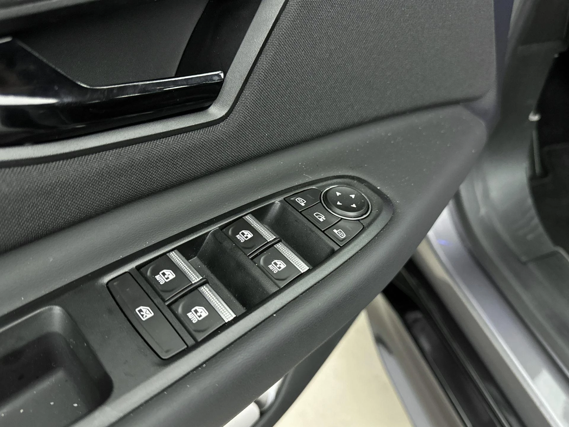 Nissan-Micra-image-18