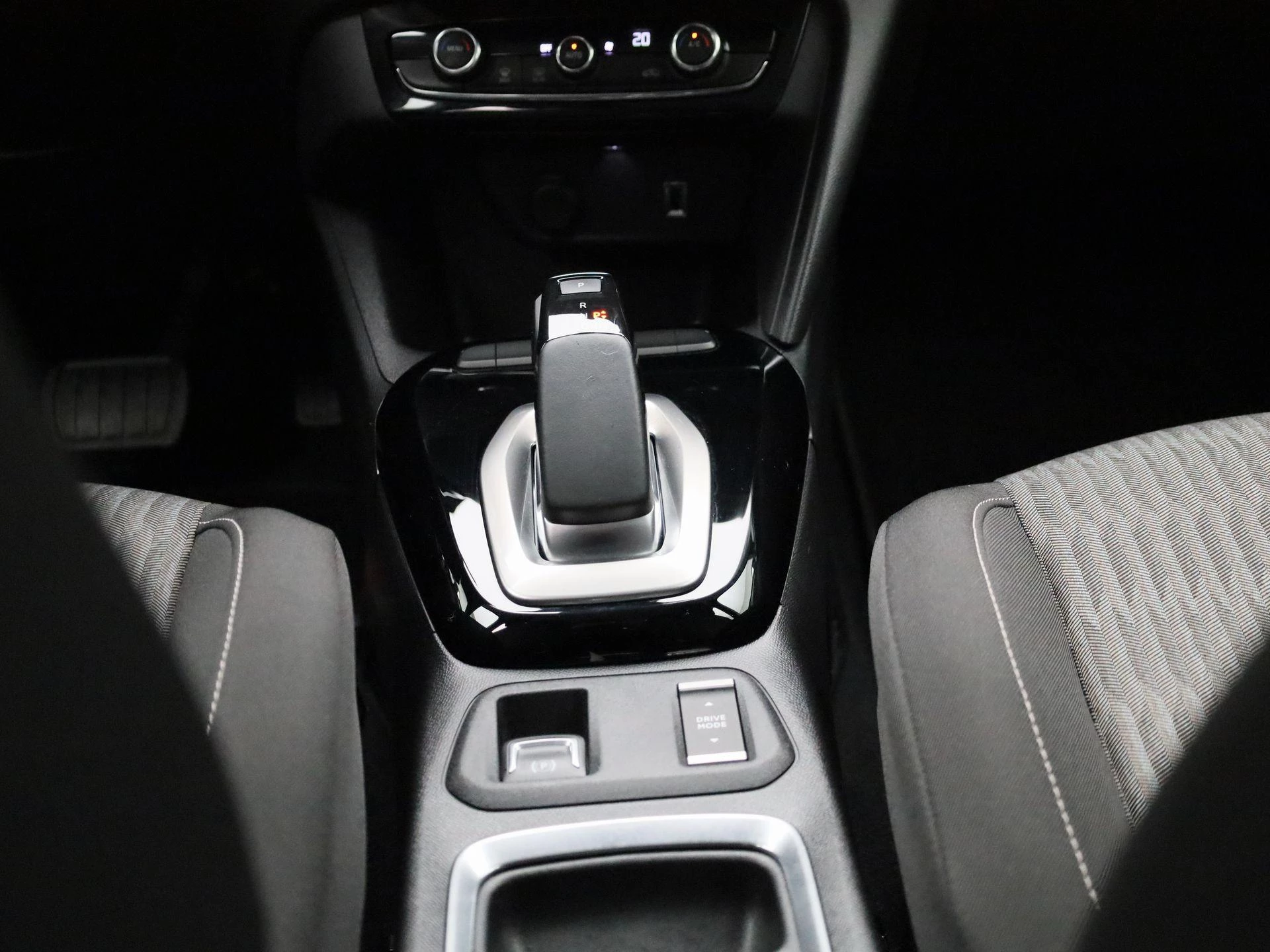 Opel-Corsa-e-image-9