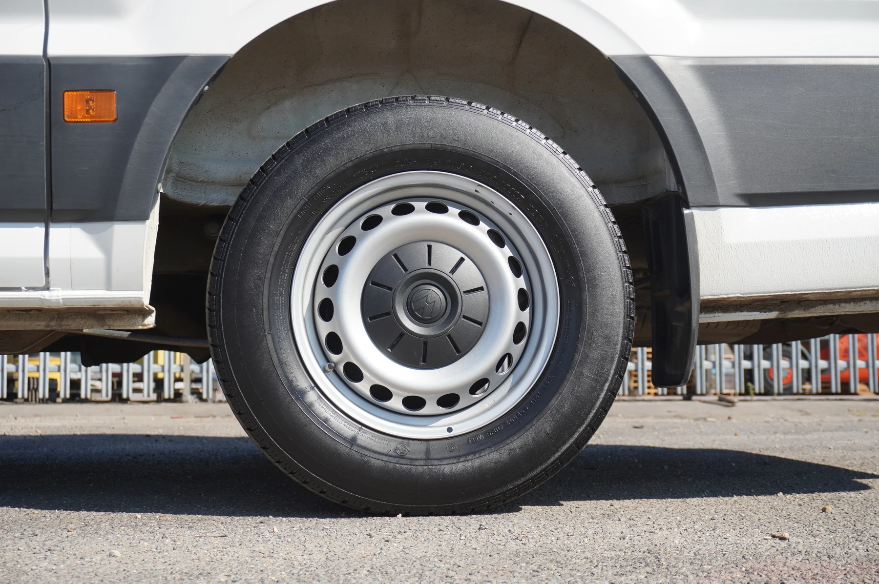 Volkswagen-Crafter-image-46