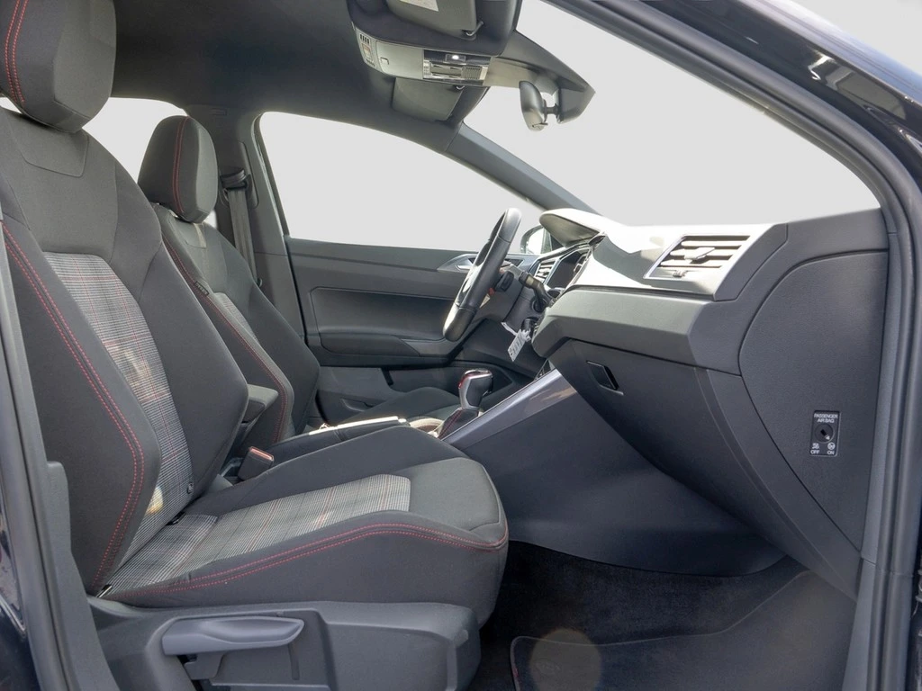 Volkswagen-Polo-image-6
