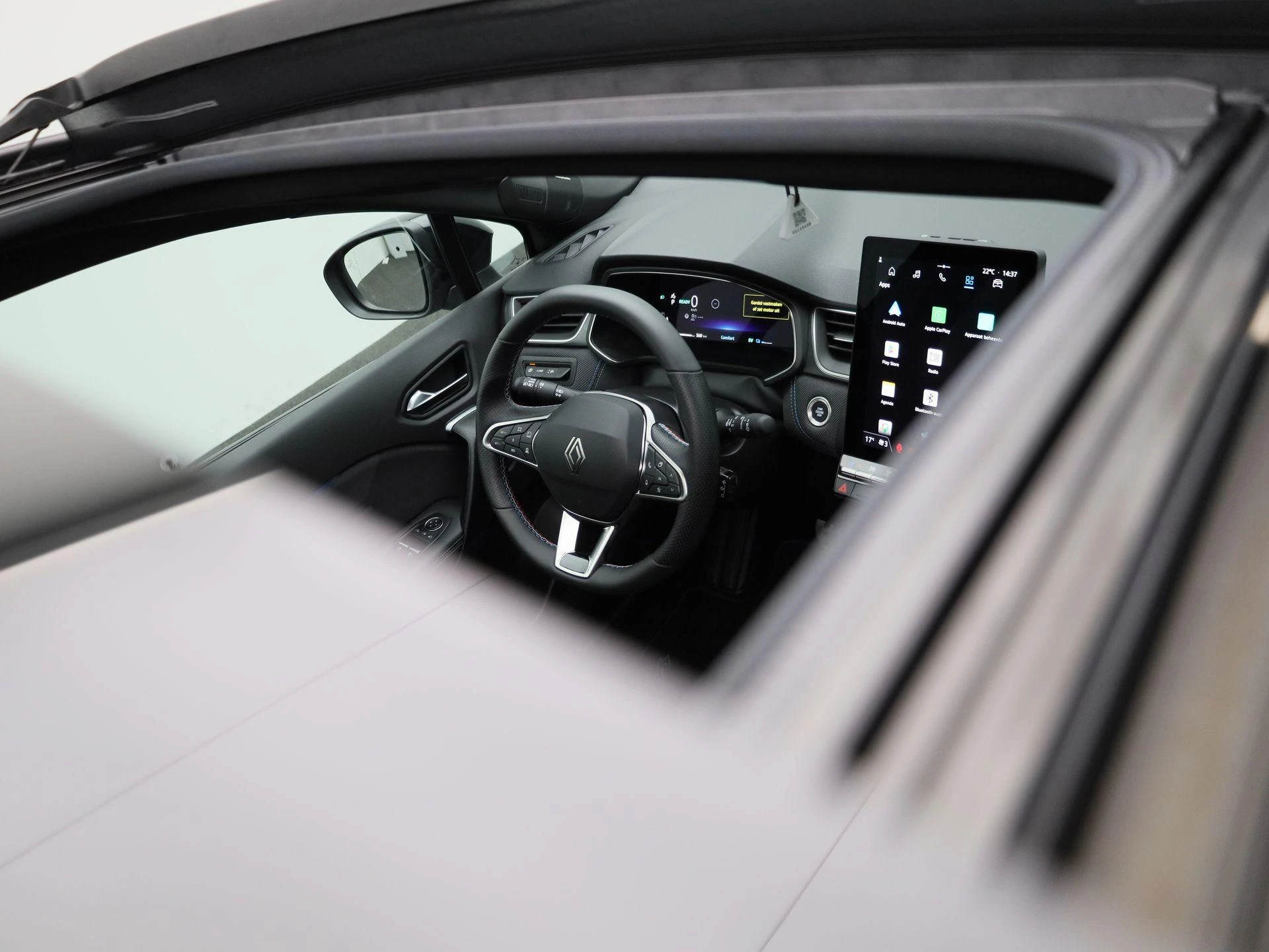 Renault-Captur-image-39