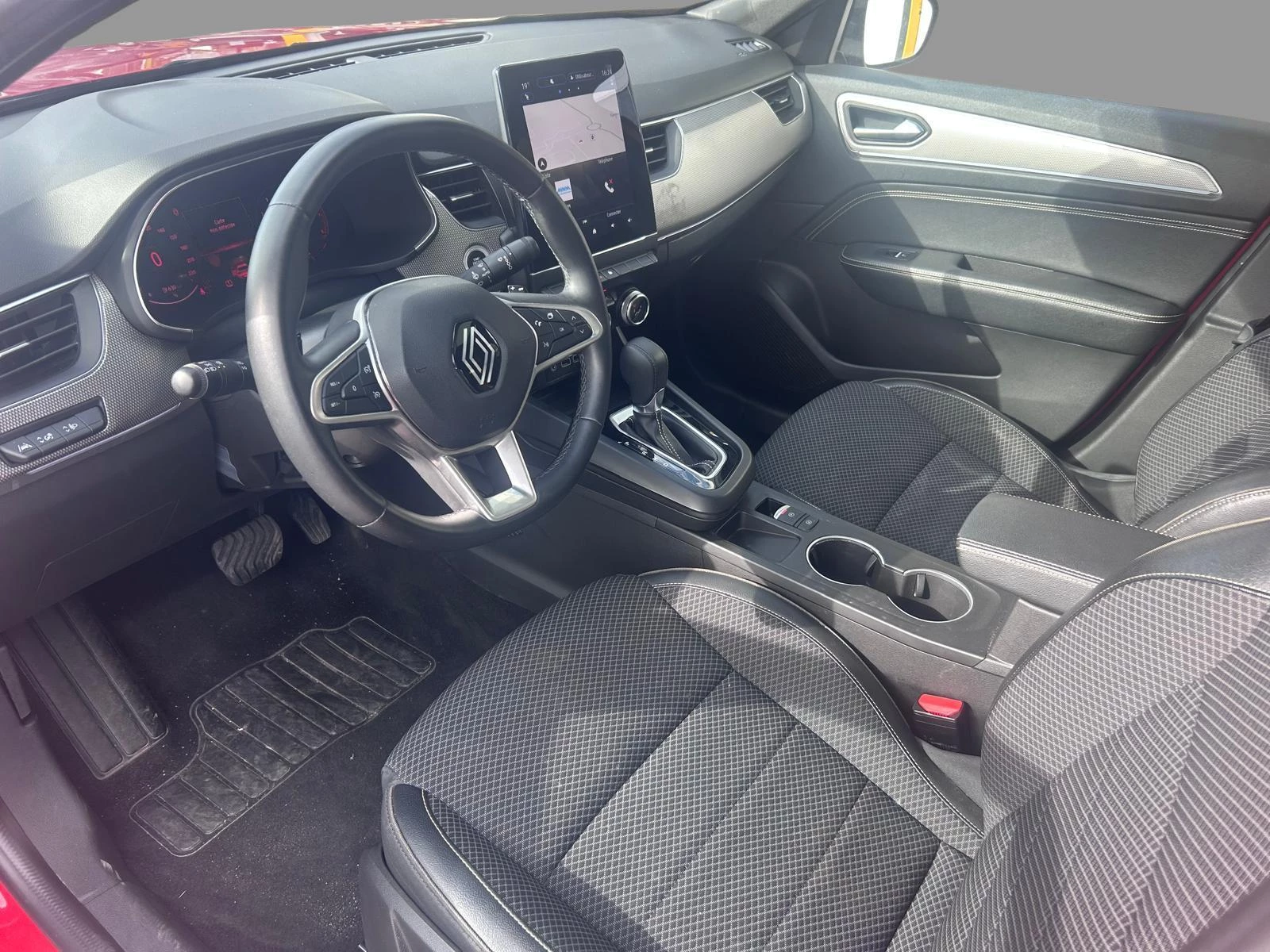 Renault Arkana TCe MHEV 140 EDC Techno