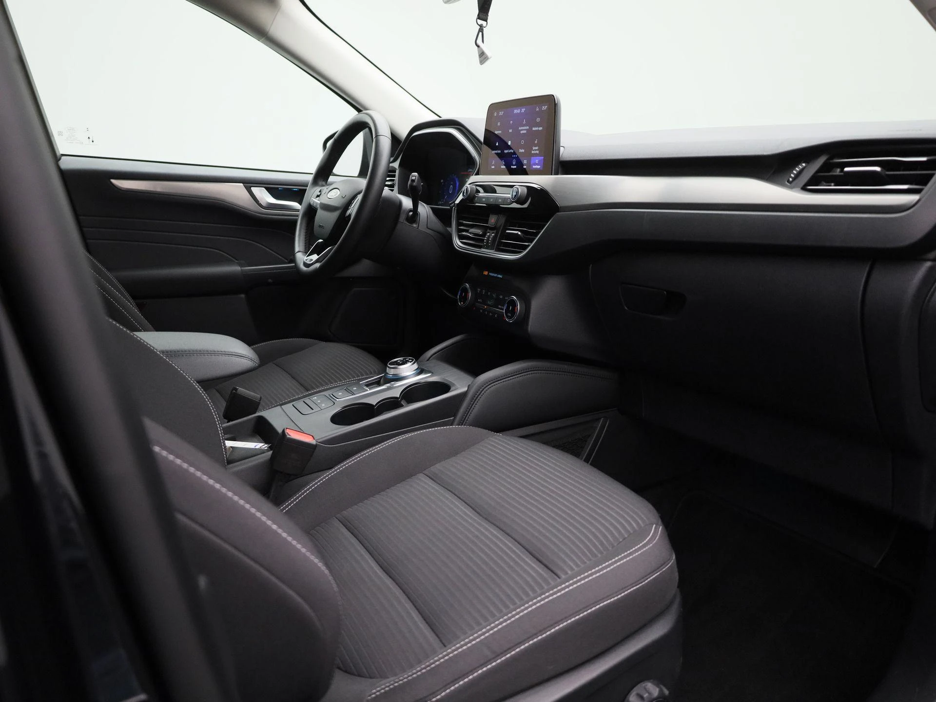 Ford-Kuga-image-32