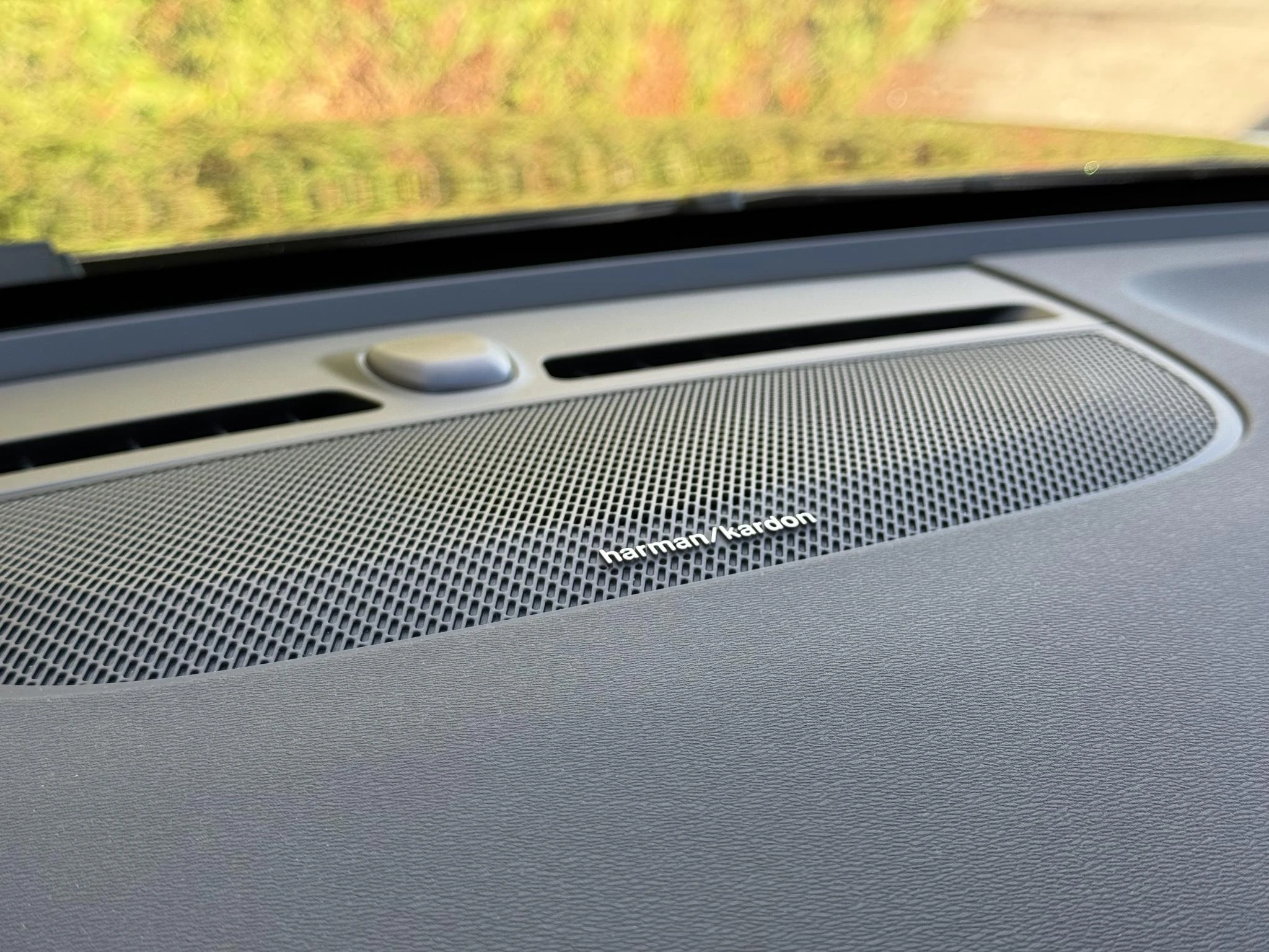 Volvo-XC40-image-17