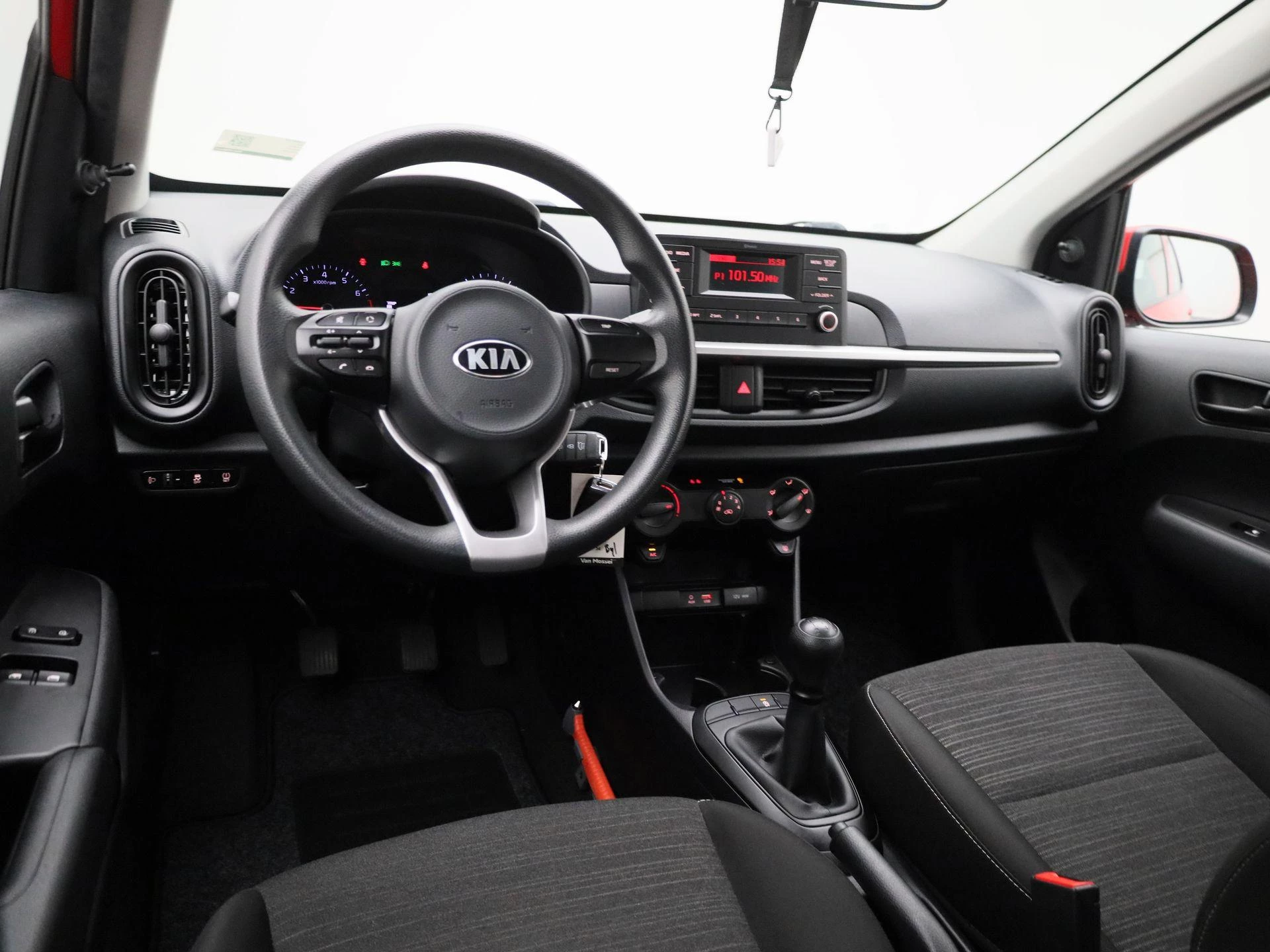 Kia-Picanto-image-6