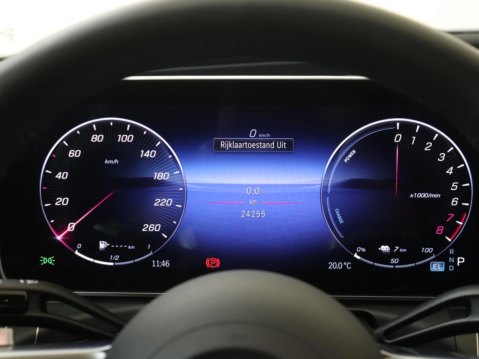 Mercedes-Benz-C-Klasse-image-11