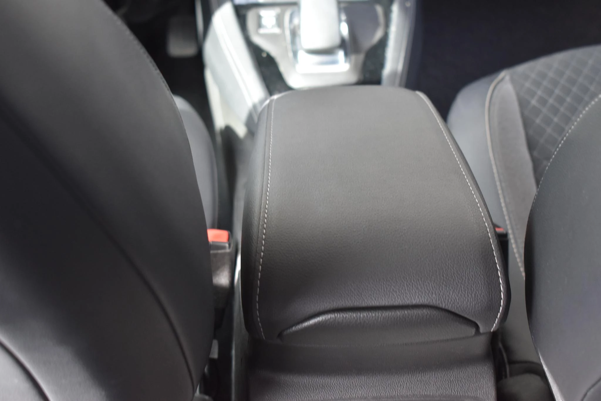 Opel Grandland X 1.6 Turbo Hybrid4 Elegance