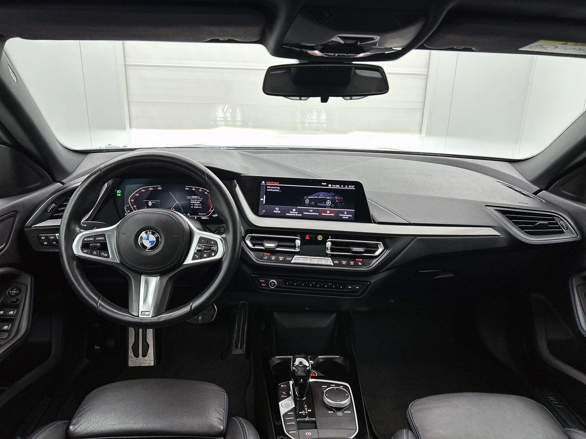 BMW-2 Serie-image-21