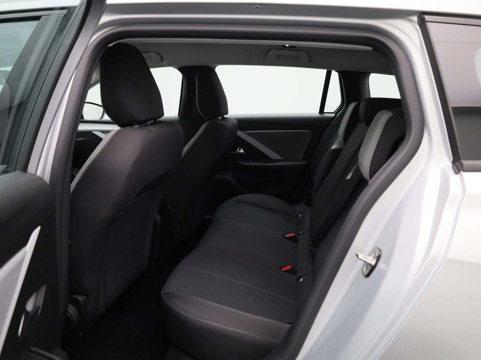 Opel-Astra-image-9