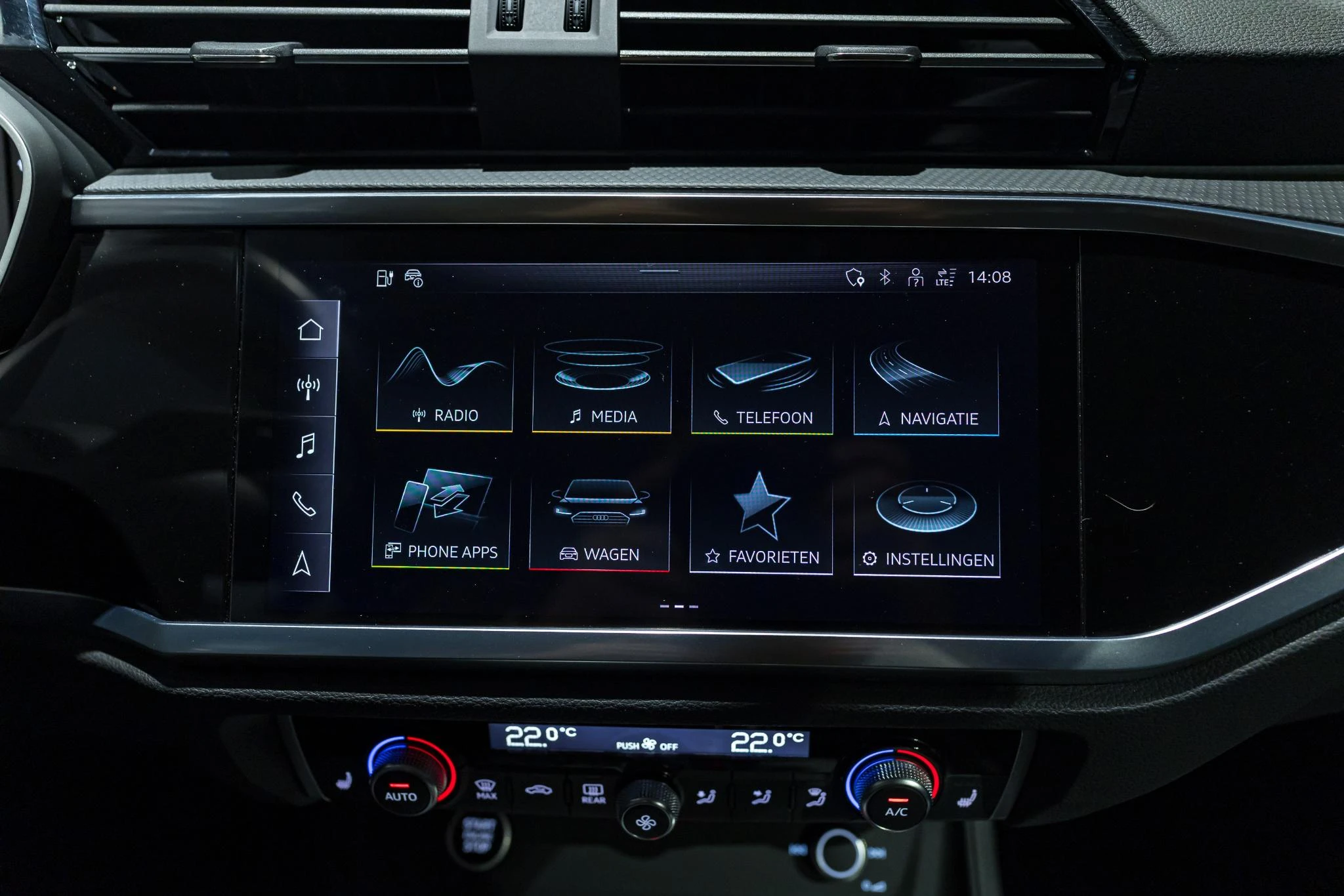 Audi-Q3-image-11