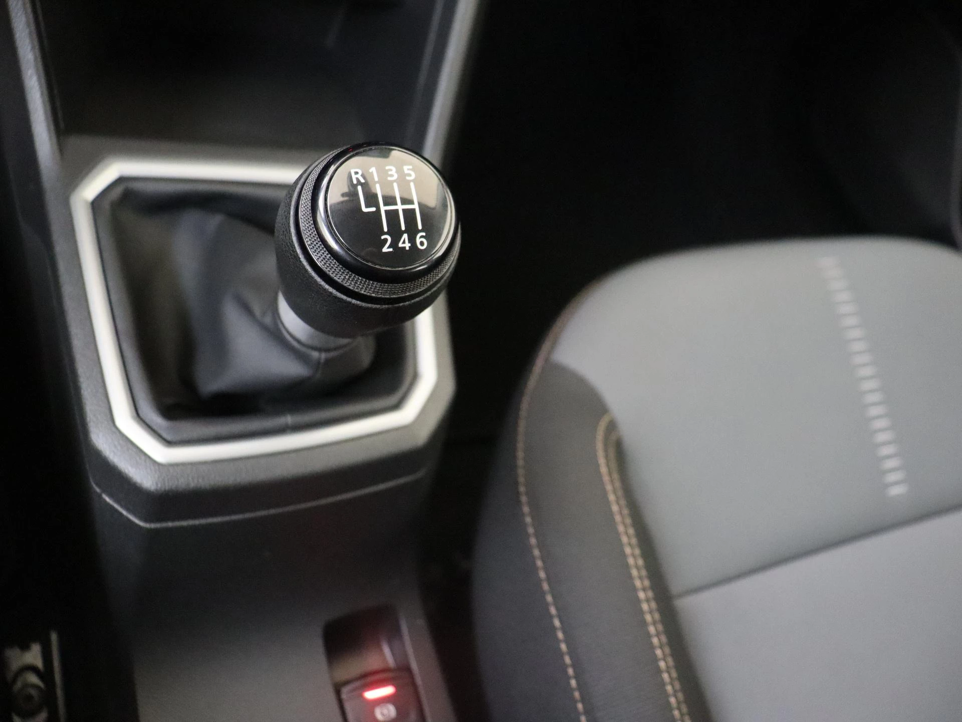 Dacia-Sandero Stepway-image-14