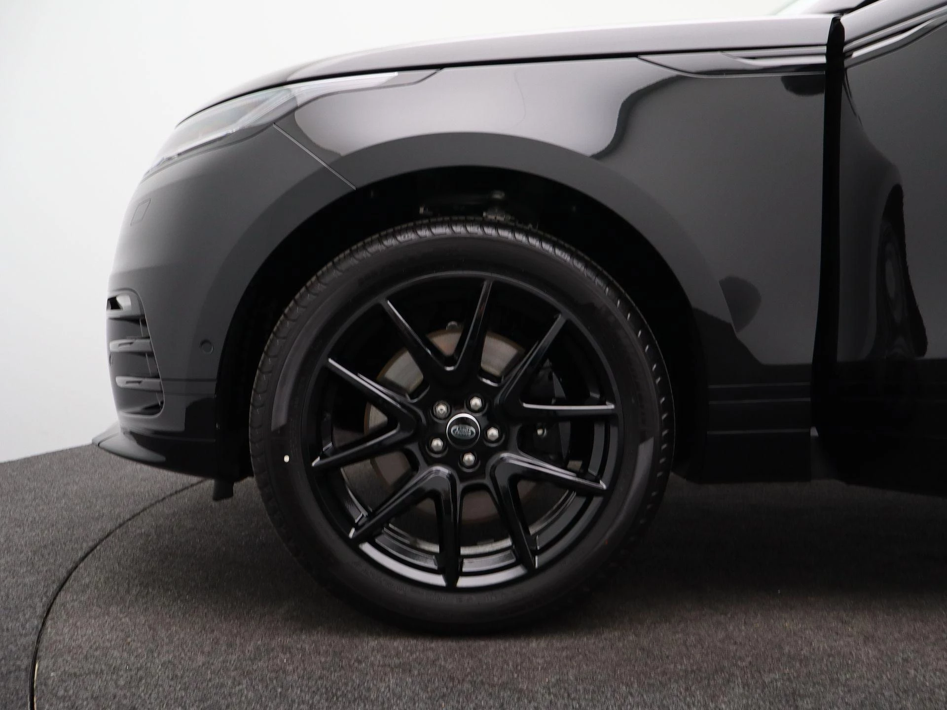 Land Rover Range Rover Velar 2.0 P400e AWD Dynamic SE PHEV