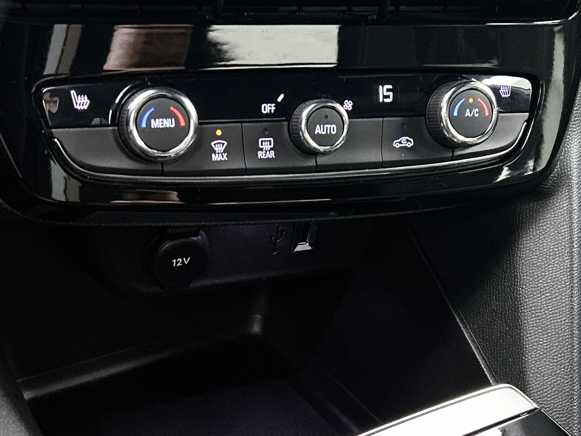 Opel-Mokka-e-image-24