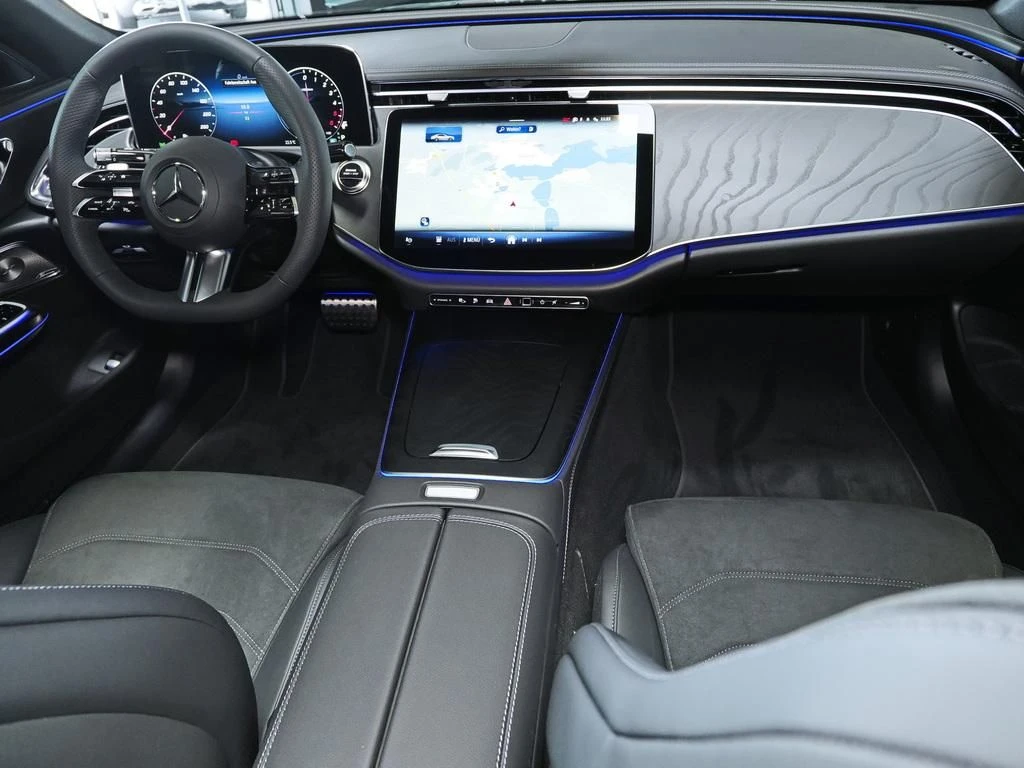Mercedes-Benz-E-Klasse 300 de-image-13