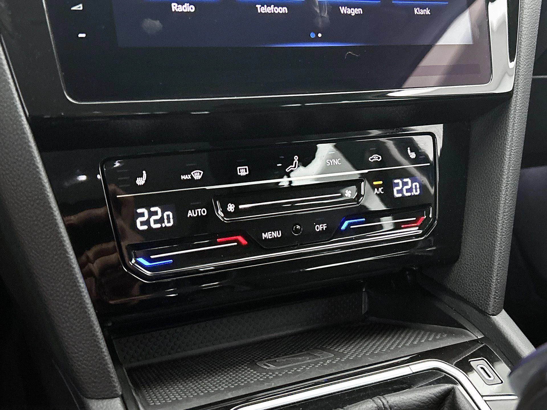 Volkswagen-Passat-image-21