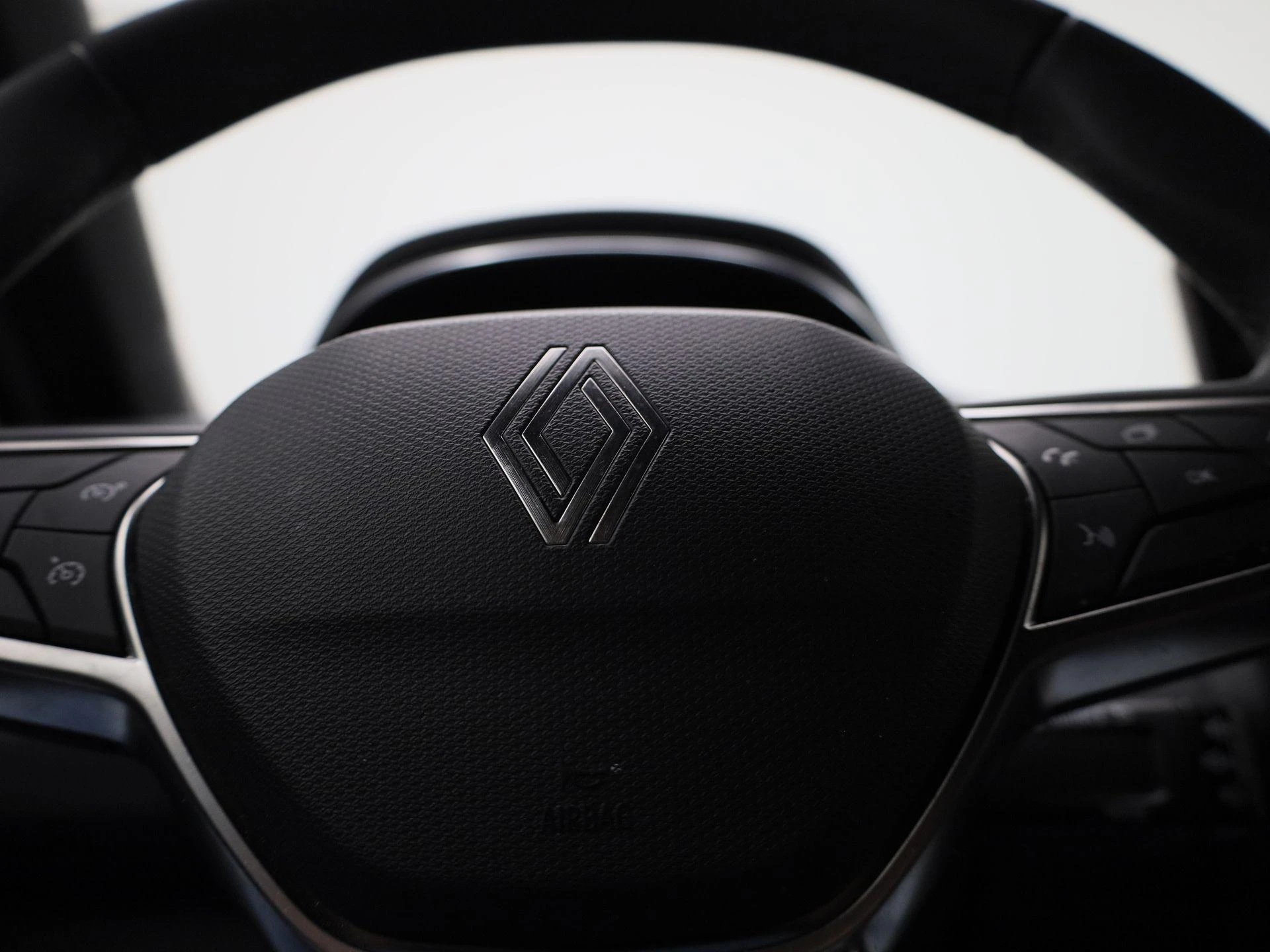 Renault-Clio-image-25