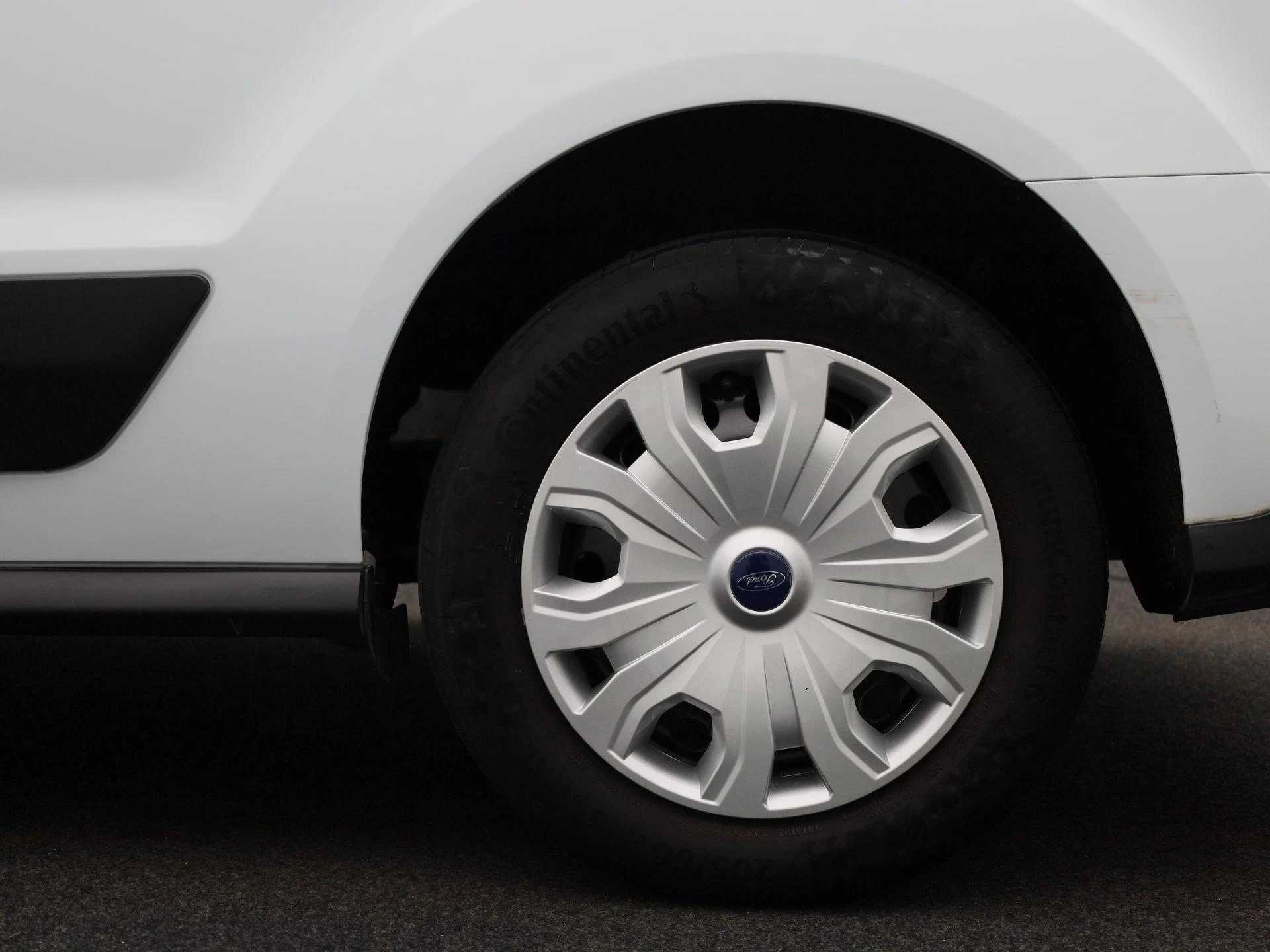 Ford-Transit Connect-image-25