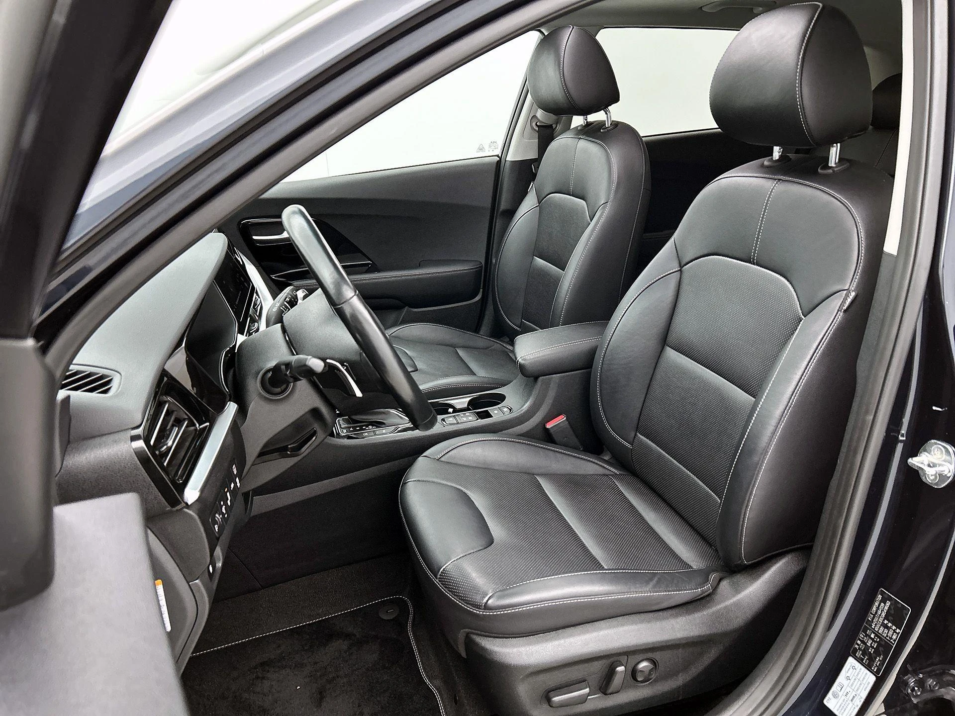 Kia-Niro-image-42