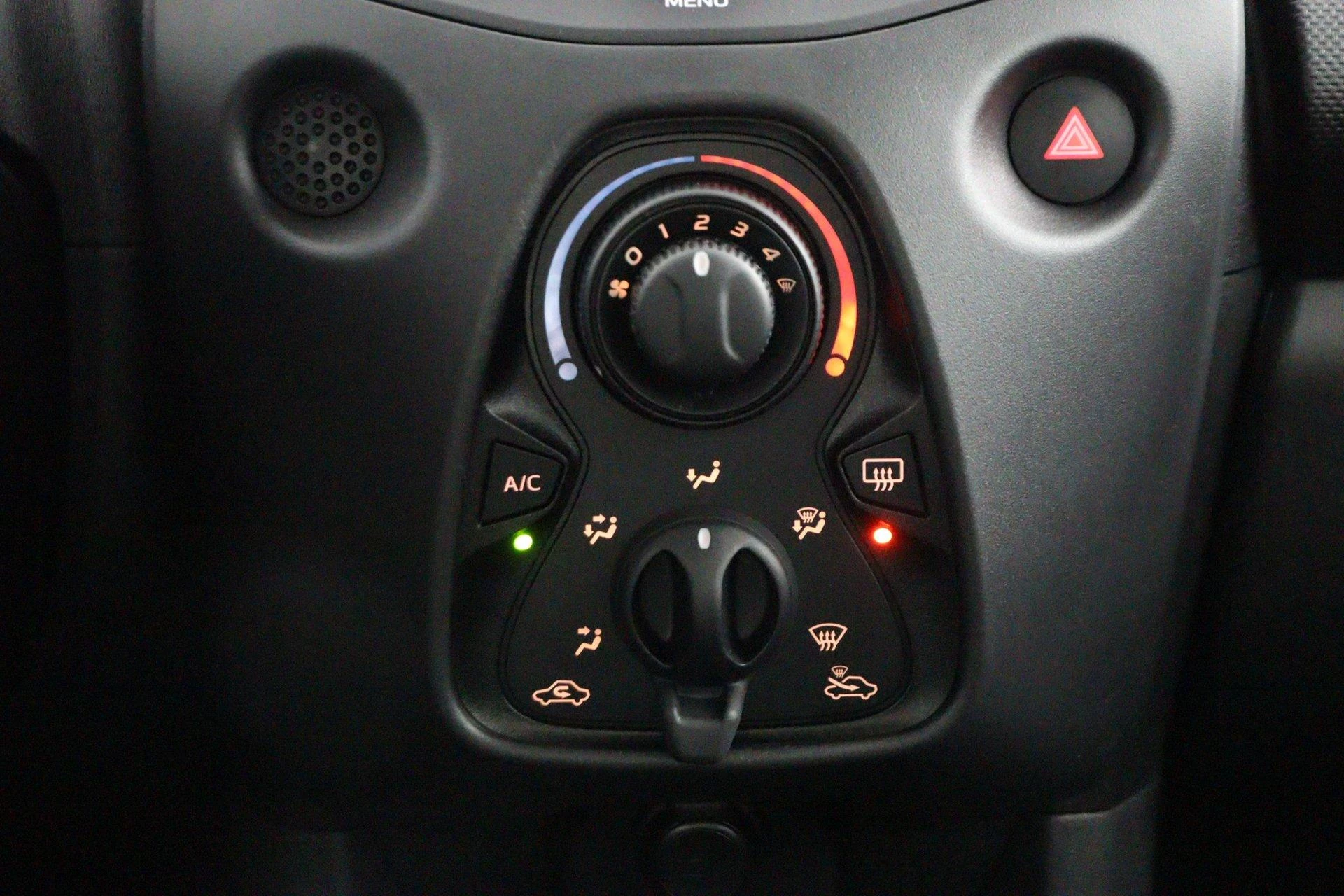 Toyota Aygo 1.0 VVT-i x-fun |