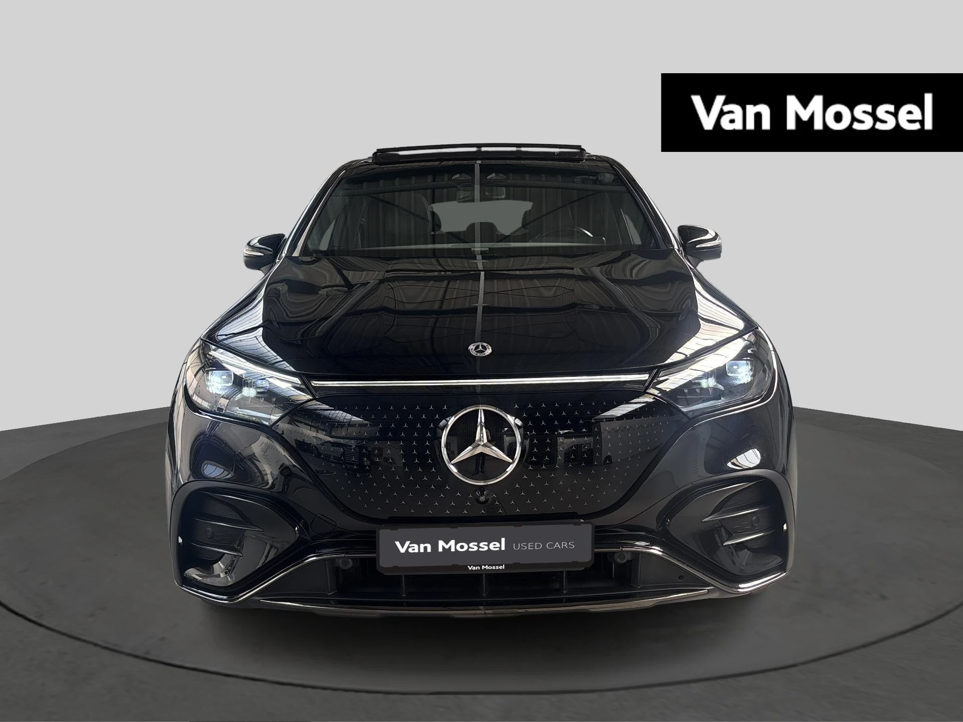 Mercedes-Benz EQE SUV 300 AMG LINE + BURMESTER + PANO DAK + TREKHAAK + DIGITAL LIGHT