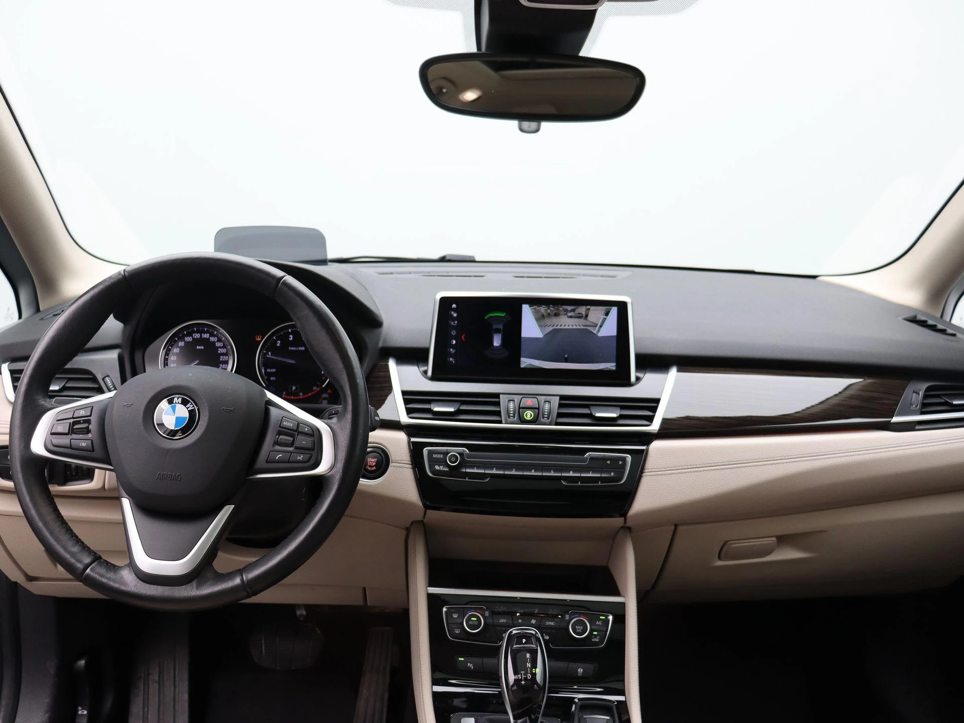 BMW 2 Reeks Active Tourer 220i (131kW)