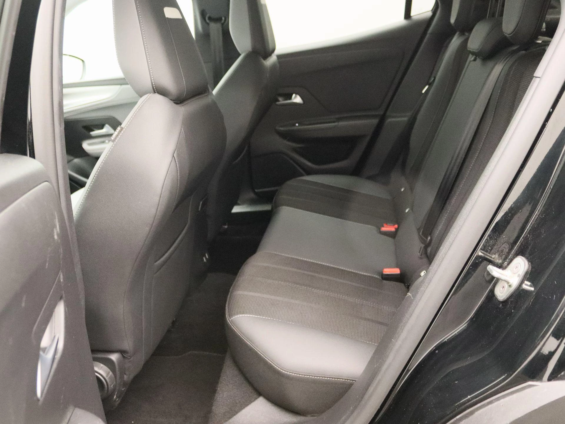 Opel-Mokka-image-12