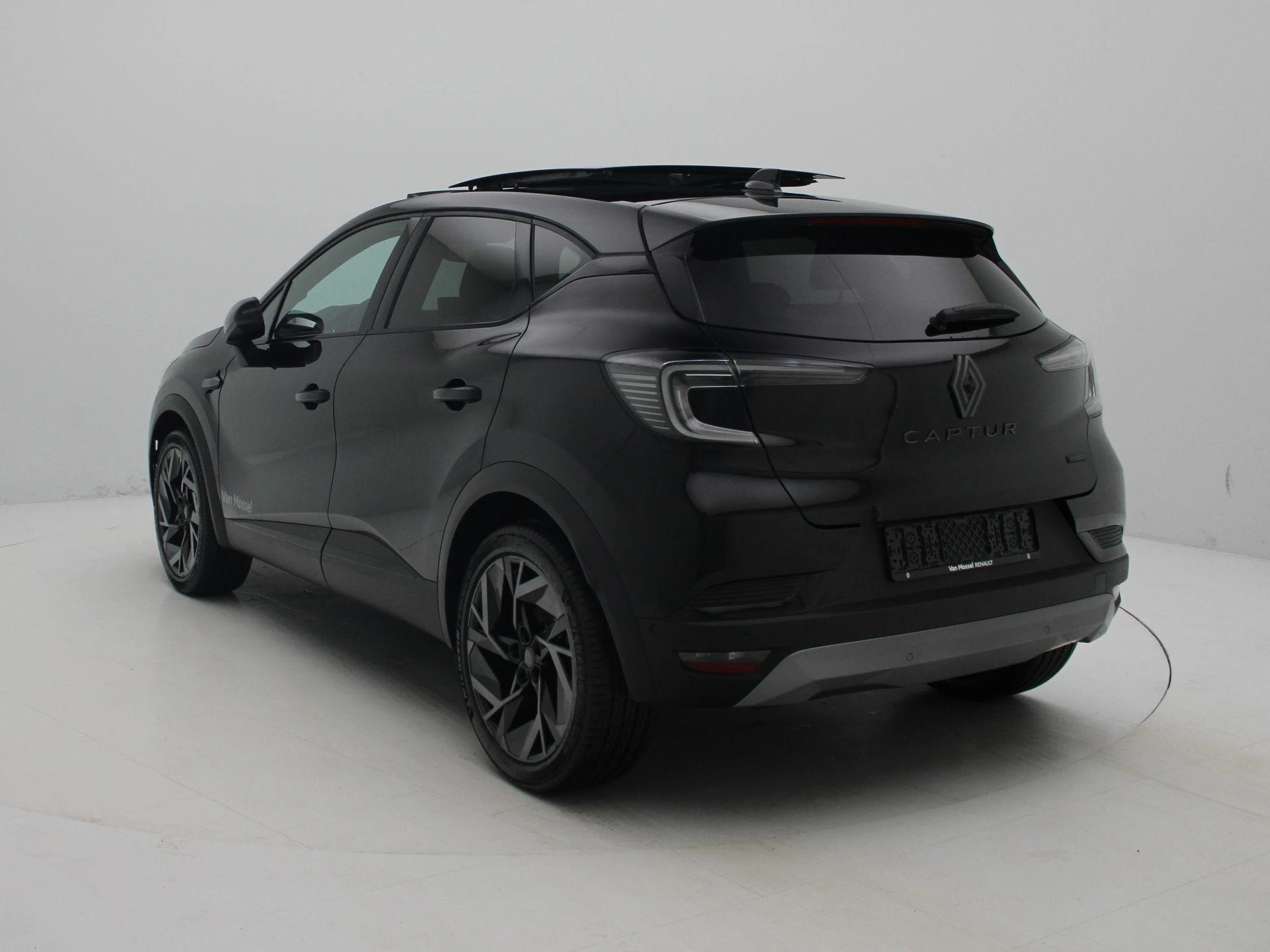Renault-Captur-image-1