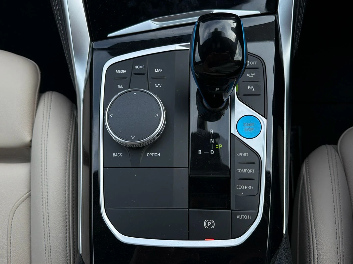 BMW i4, image 13