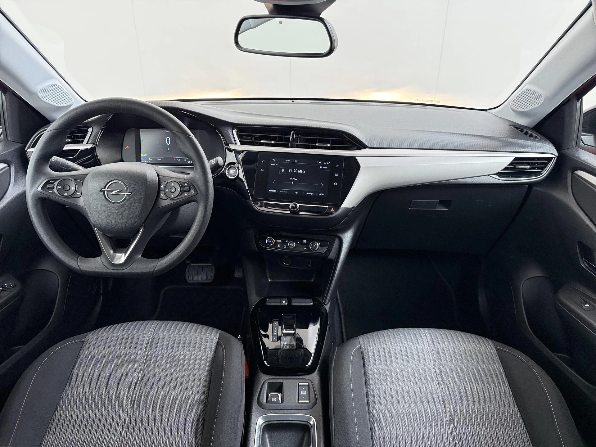 Opel-Corsa-e-image-5