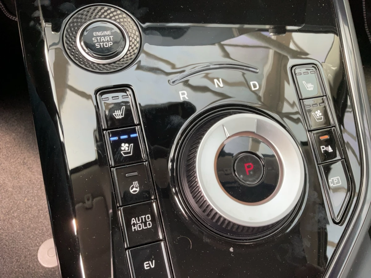 Kia-Niro-image-22