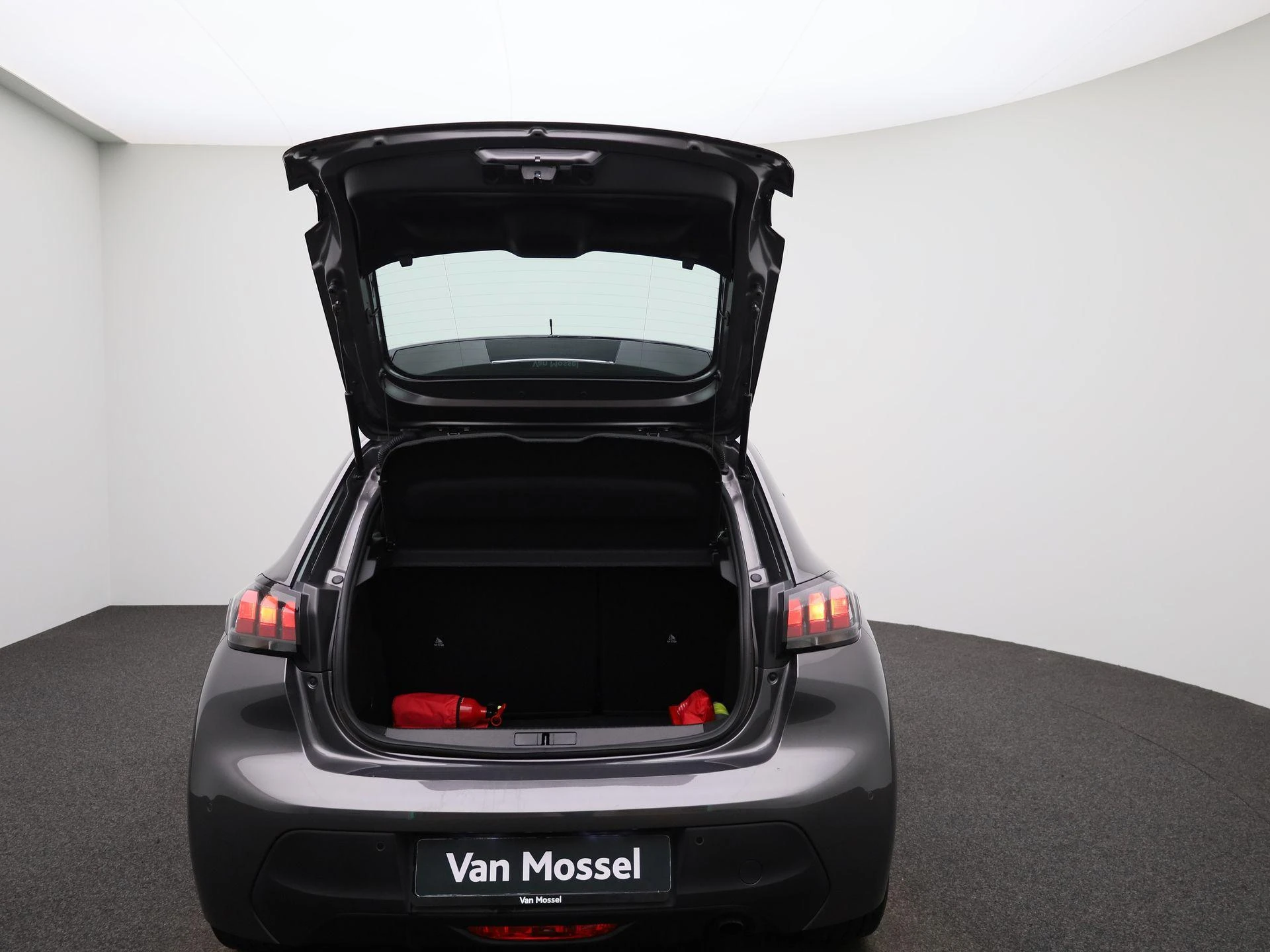 Peugeot-208-image-10