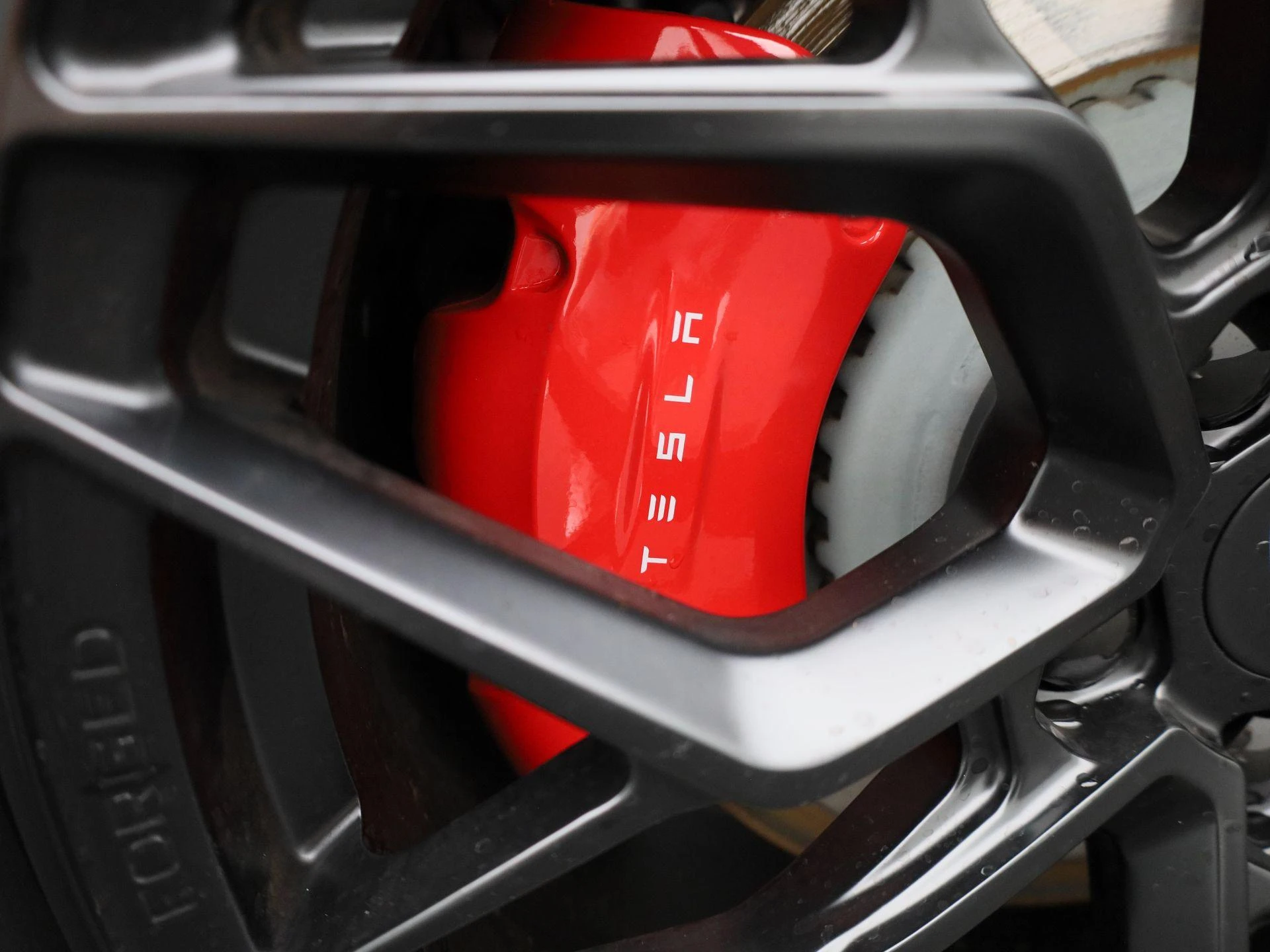 Tesla-Model 3-image-31