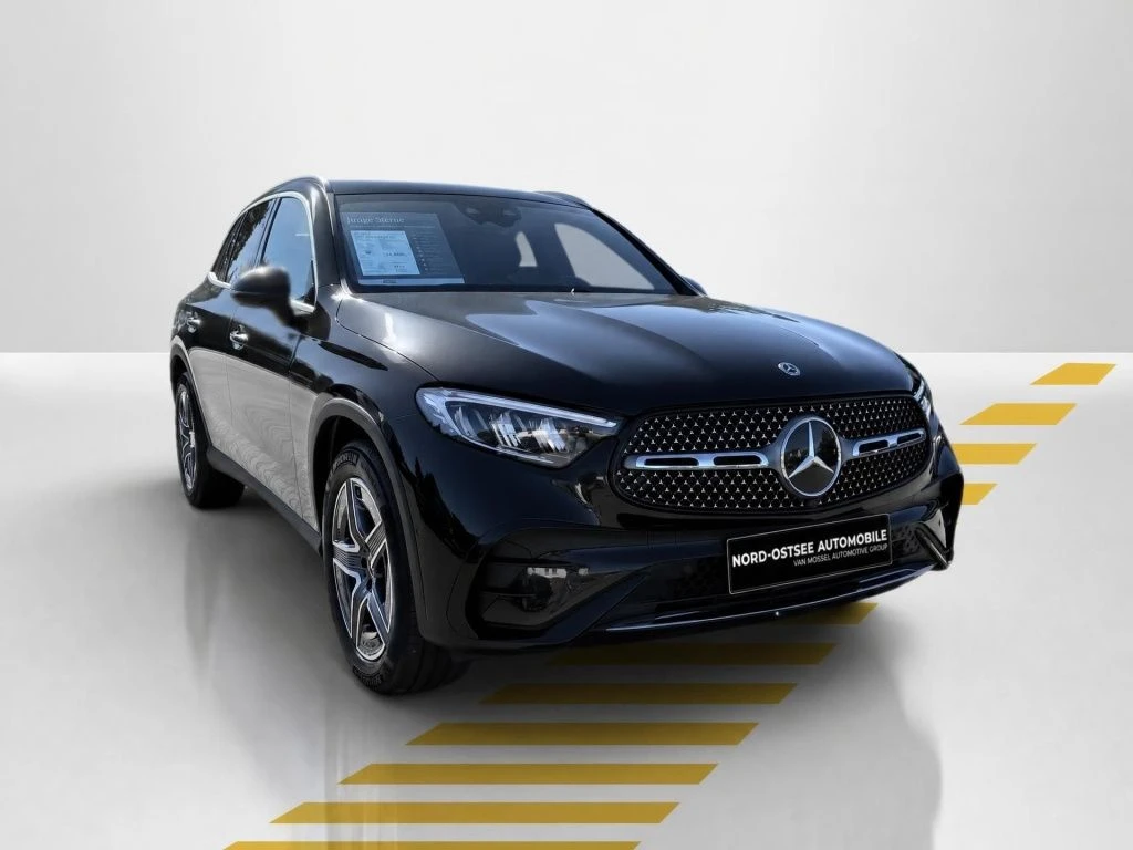 Mercedes-Benz-GLC 300 d-image-17