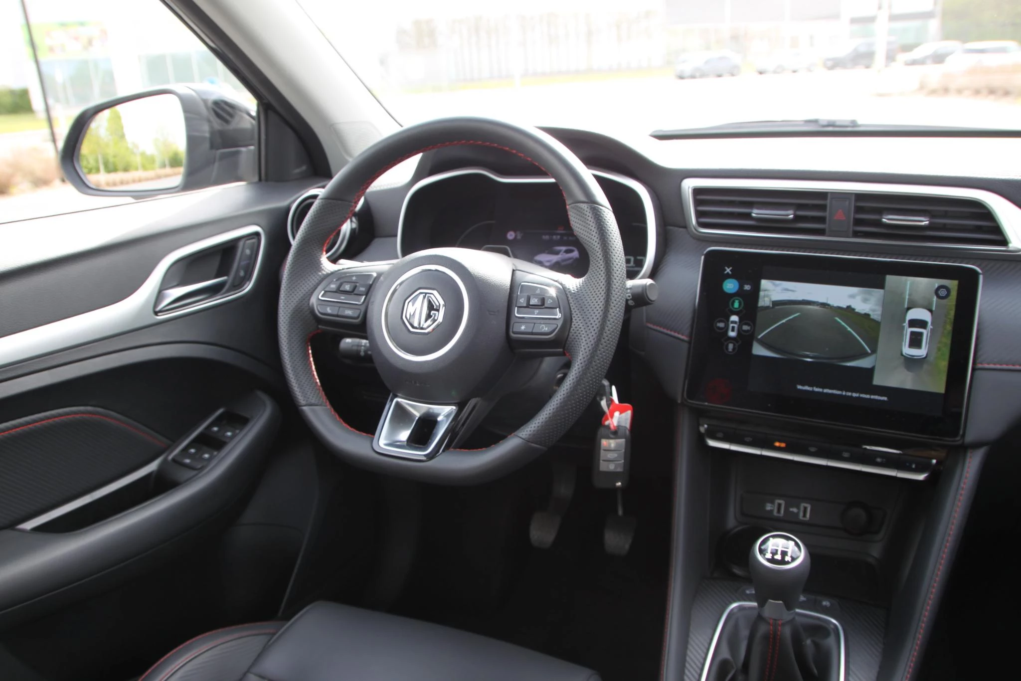 MG ZS 1.5 VTi-Tech MT LUXURY
