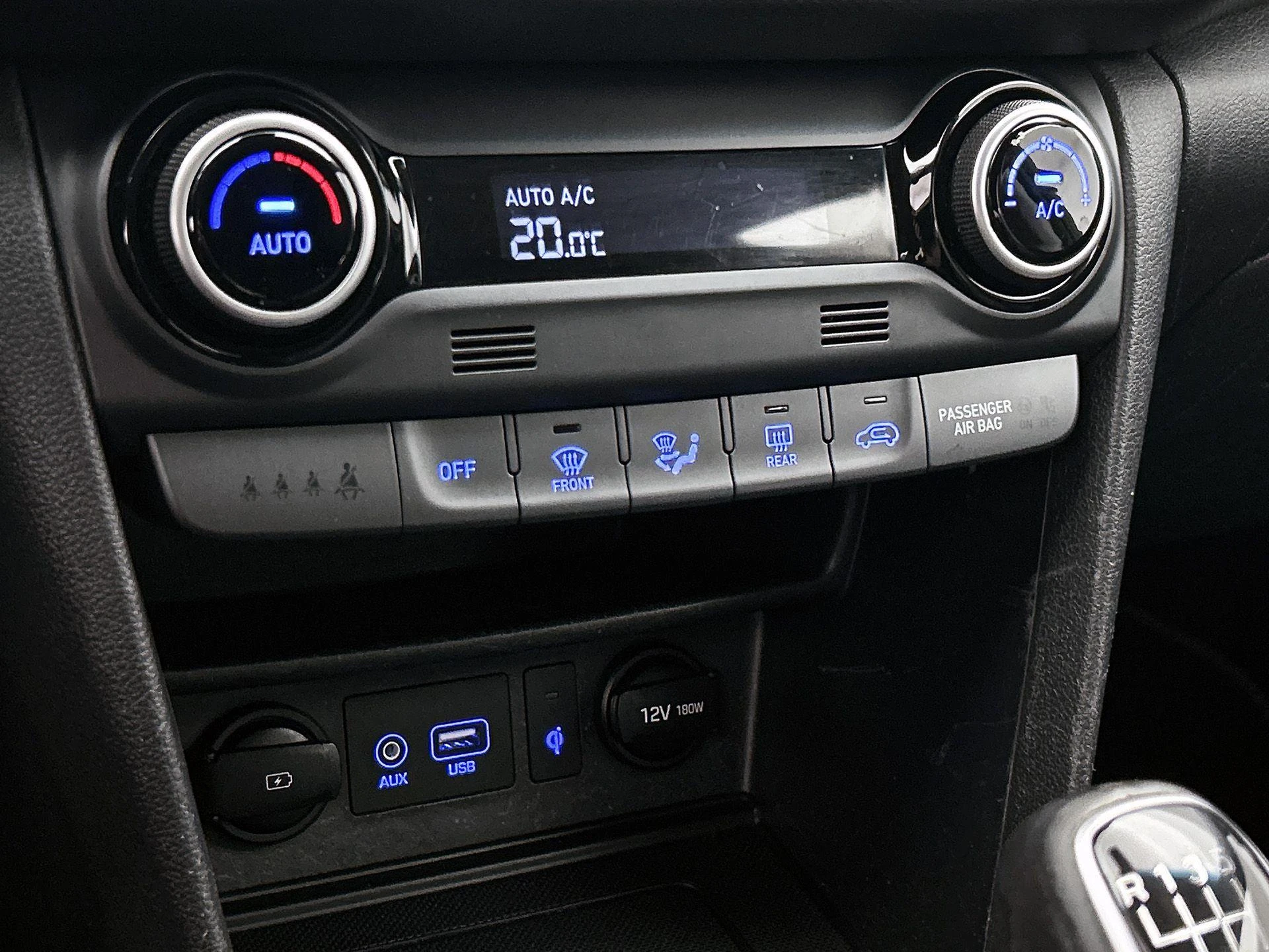 Hyundai-Kona-image-16