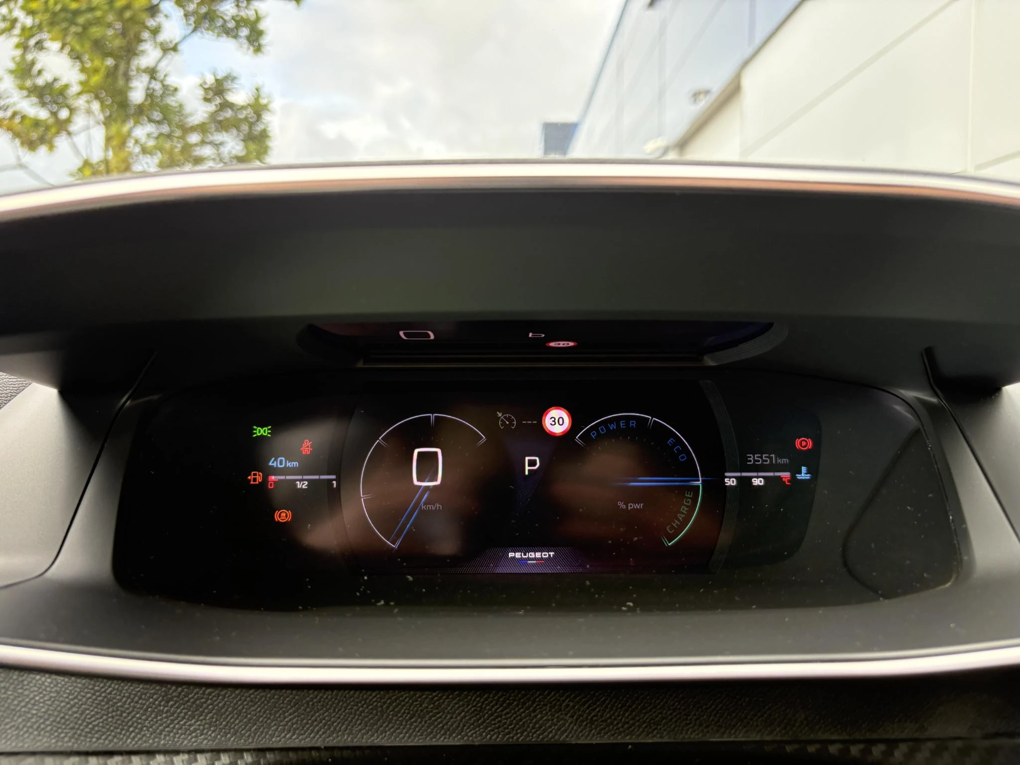 Peugeot-208-image-19